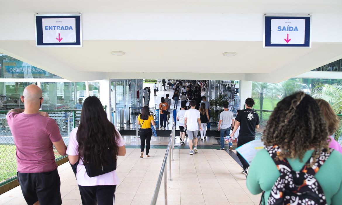 Falta pouco mais de um mês para o Enem 2022; saiba mais do exame