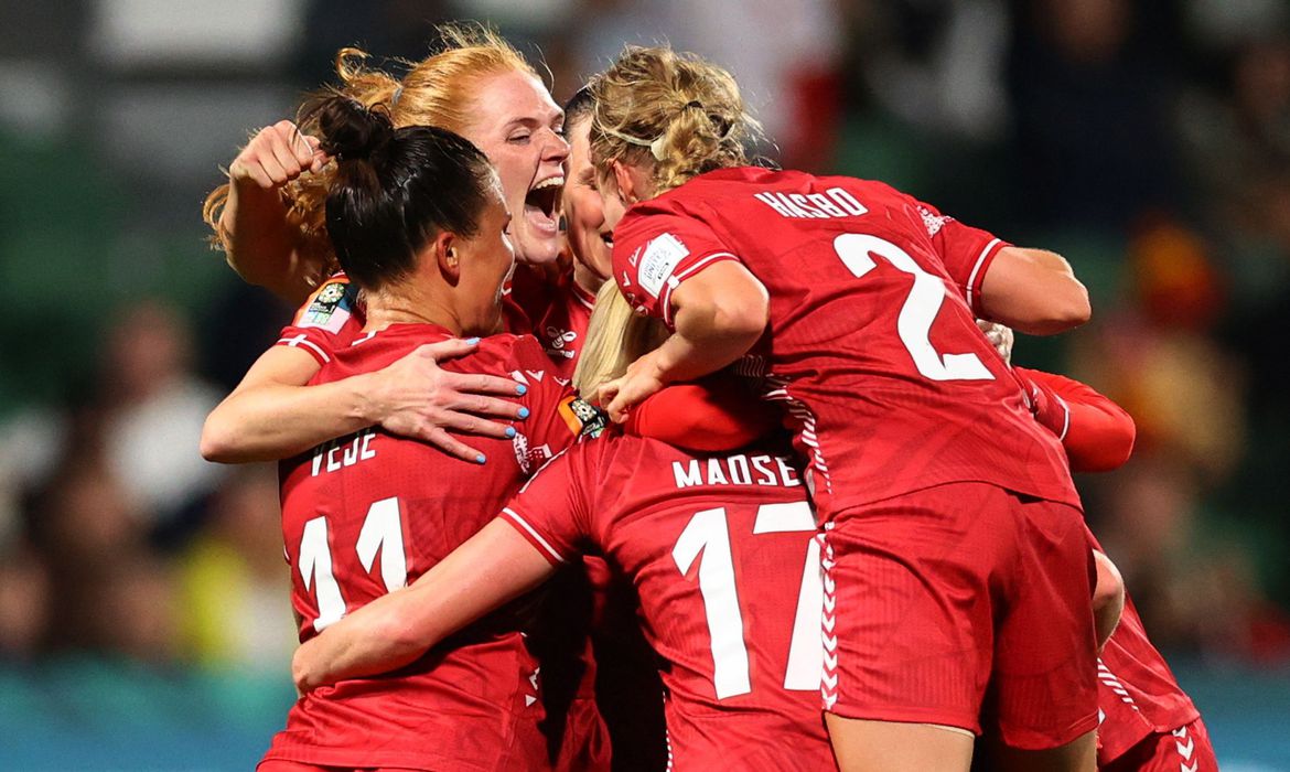 ​  Dinamarca arranca vitória sobre a China com gol aos 44 do 2º tempo